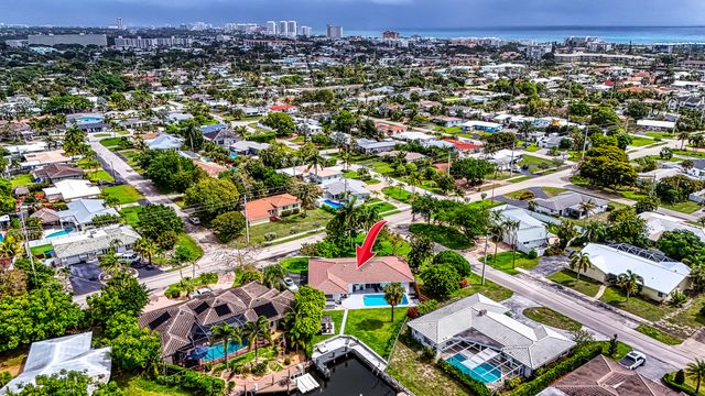 1250 SE 10TH Street, Deerfield Beach, FL 33441