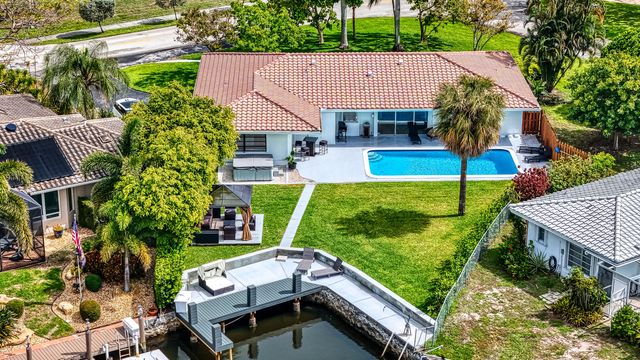 1250 SE 10TH Street, Deerfield Beach, FL 33441