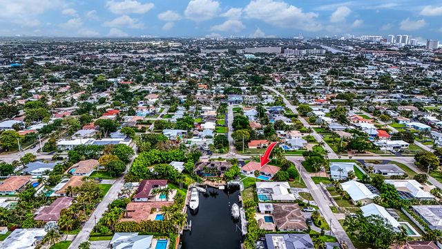 1250 SE 10TH Street, Deerfield Beach, FL 33441