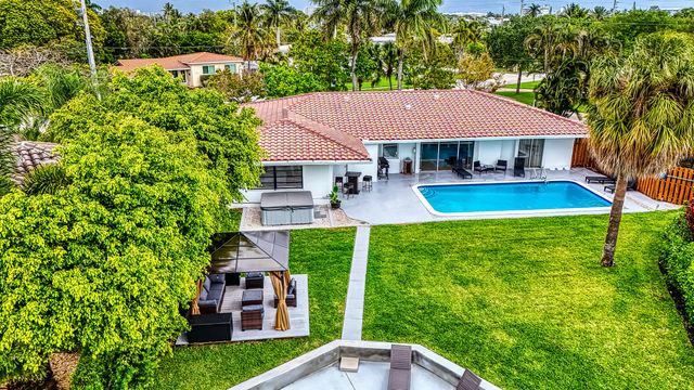 1250 SE 10TH Street, Deerfield Beach, FL 33441