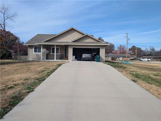 1201 S 29th Street, Parsons, KS 67357