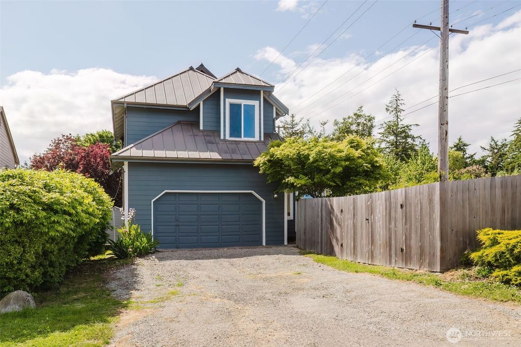 1819 Kuhn Street, Port Townsend, WA 98368