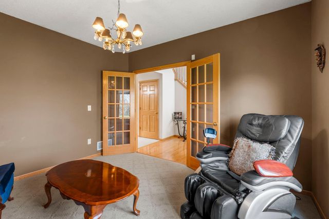 7151 Weston Lane N, Maple Grove, MN 55311
