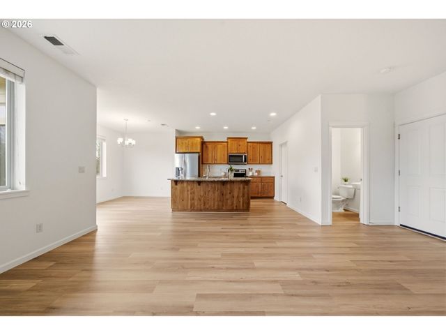 3014 Ne 75TH St, Vancouver, WA 98665