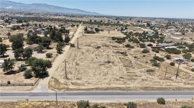 9232 Eaby, Phelan, CA 92371