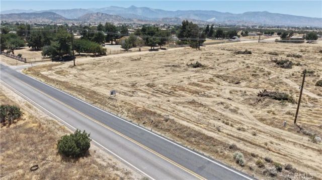 9232 Eaby, Phelan, CA 92371