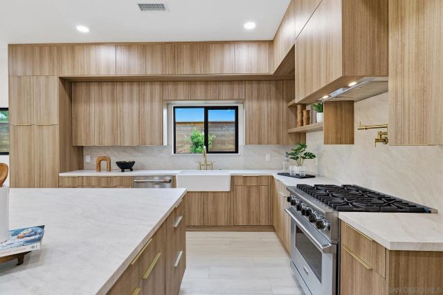 939 Avenida De San Clemente, Encinitas, CA 92024