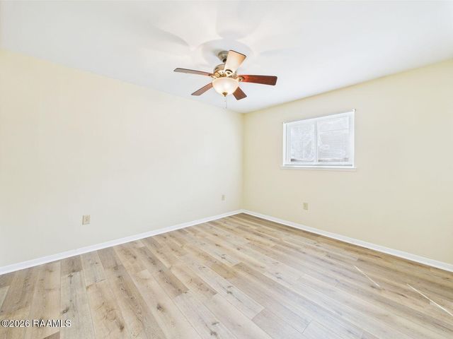 201 S South College Road 212, Lafayette, LA 70503
