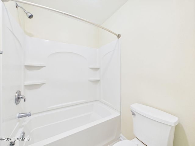 201 S South College Road 212, Lafayette, LA 70503