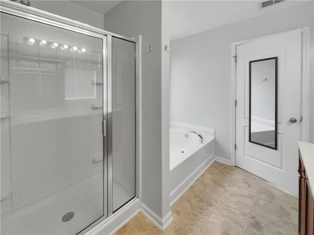 569 Woodland Park Terrace, Lawrenceville, GA 30043