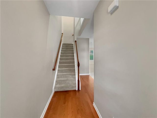 569 Woodland Park Terrace, Lawrenceville, GA 30043