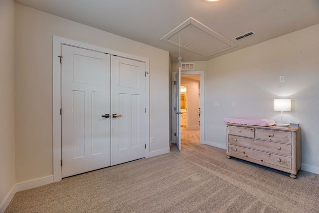 7001 Evinston Dr, Spring Hill, TN 37174
