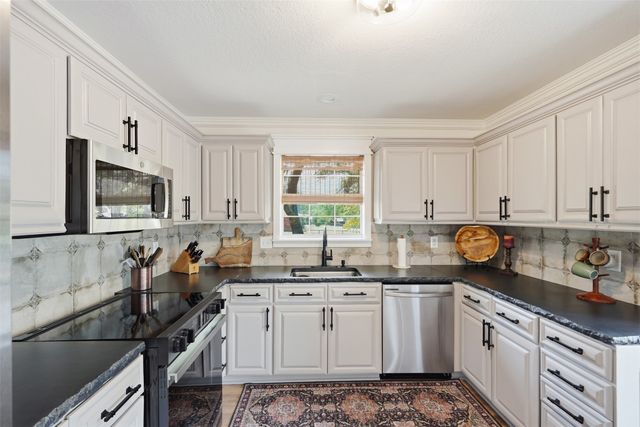 986 Eagles Way, Springtown, TX 76082