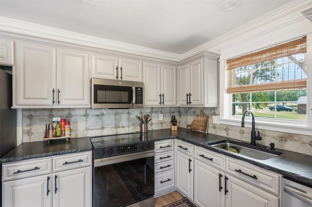 986 Eagles Way, Springtown, TX 76082
