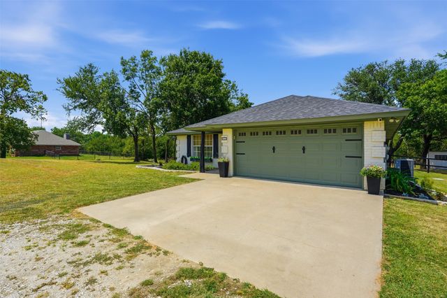 986 Eagles Way, Springtown, TX 76082