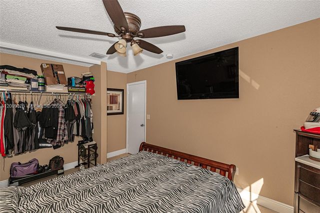 2188 NW 158th Ave, Pembroke Pines, FL 33028