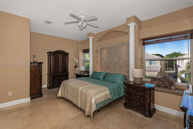 2188 NW 158th Ave, Pembroke Pines, FL 33028