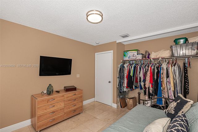 2188 NW 158th Ave, Pembroke Pines, FL 33028