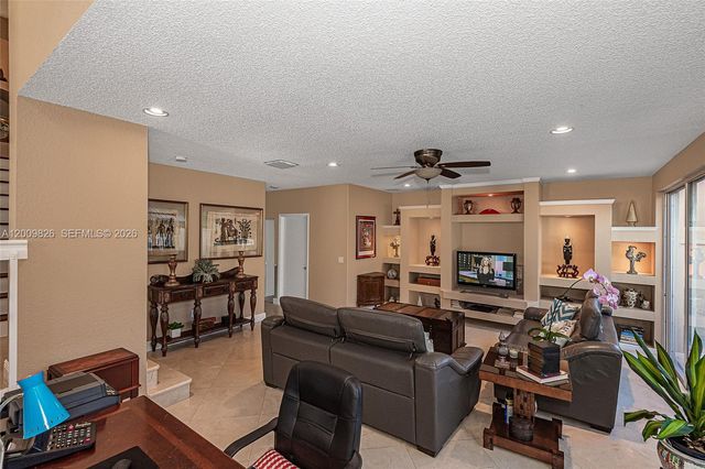 2188 NW 158th Ave, Pembroke Pines, FL 33028