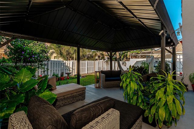 2188 NW 158th Ave, Pembroke Pines, FL 33028