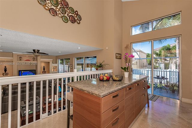 2188 NW 158th Ave, Pembroke Pines, FL 33028