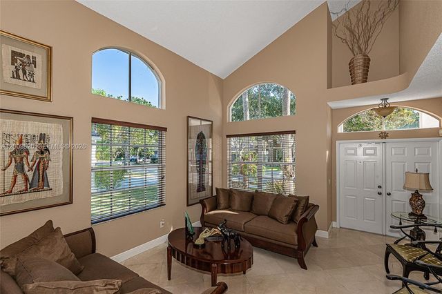 2188 NW 158th Ave, Pembroke Pines, FL 33028