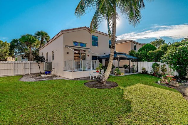 2188 NW 158th Ave, Pembroke Pines, FL 33028