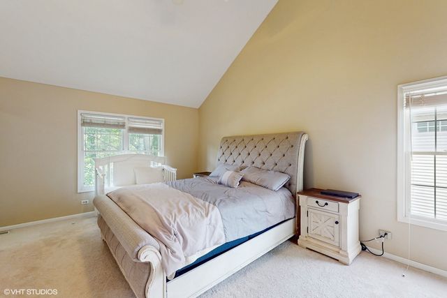 3432 Redwing Drive, Naperville, IL 60564