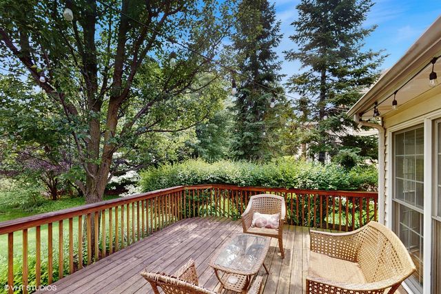 3432 Redwing Drive, Naperville, IL 60564