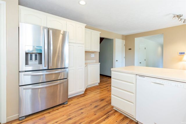 52399 Cavalier Court, South Bend, IN 46635