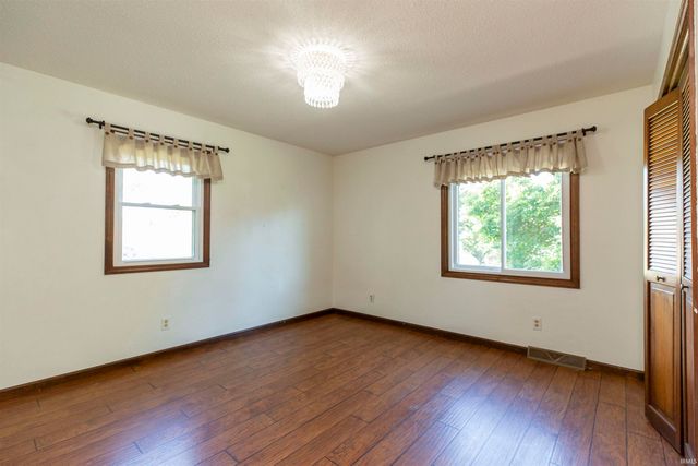 52399 Cavalier Court, South Bend, IN 46635