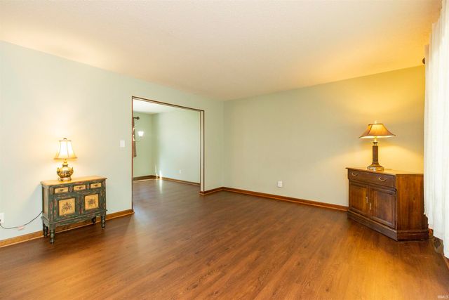 52399 Cavalier Court, South Bend, IN 46635