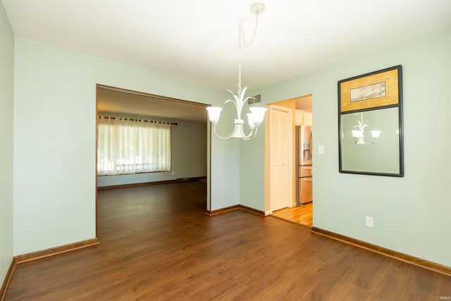 52399 Cavalier Court, South Bend, IN 46635