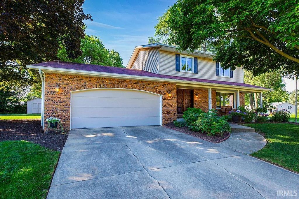 52399 Cavalier Court, South Bend, IN 46635