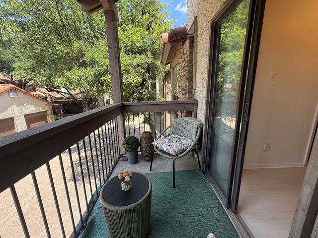 336 Melrose Drive 8A, Richardson, TX 75080