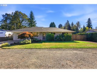 5840 Sw BURMA Rd, Lake Oswego, OR 97035