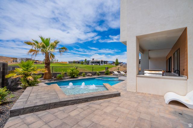 3606 S CYPRESS RD, Hurricane, UT 84737