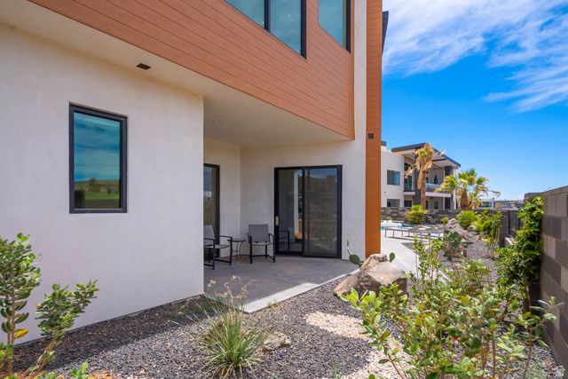 3606 S CYPRESS RD, Hurricane, UT 84737