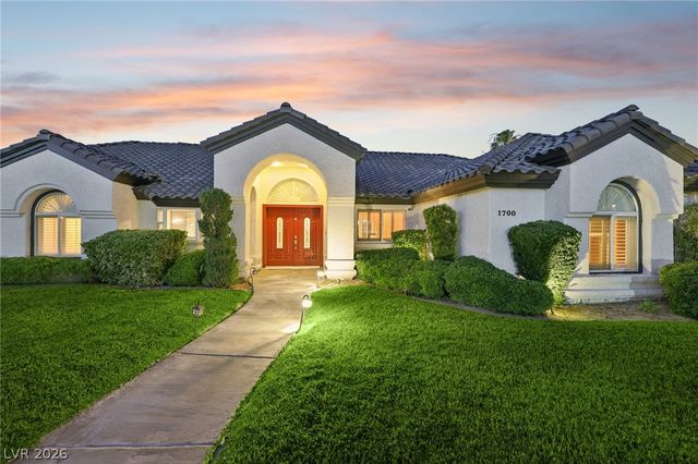 1700 Charles Lam Court, Las Vegas, NV 89117