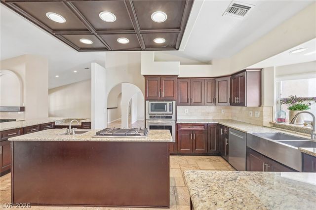 1700 Charles Lam Court, Las Vegas, NV 89117