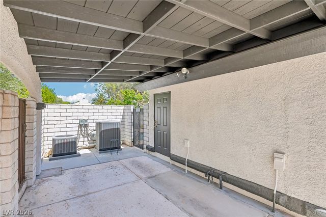 1700 Charles Lam Court, Las Vegas, NV 89117