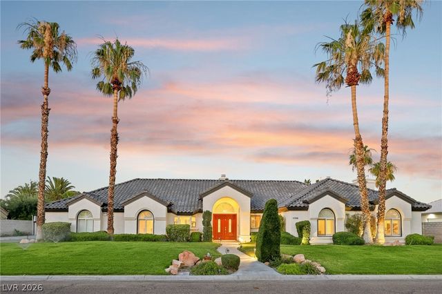 1700 Charles Lam Court, Las Vegas, NV 89117
