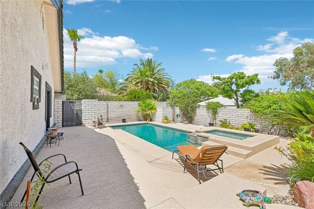 1700 Charles Lam Court, Las Vegas, NV 89117