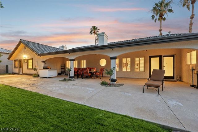1700 Charles Lam Court, Las Vegas, NV 89117