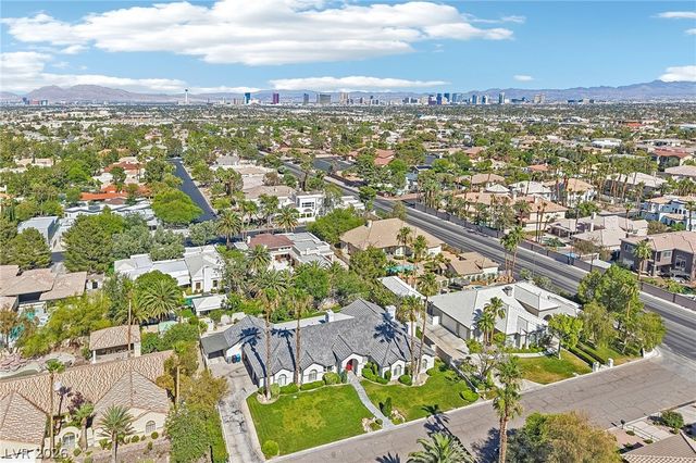 1700 Charles Lam Court, Las Vegas, NV 89117