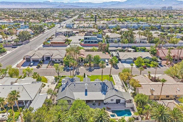1700 Charles Lam Court, Las Vegas, NV 89117