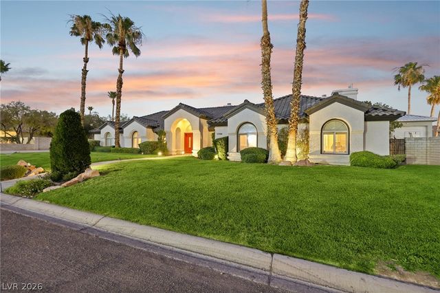 1700 Charles Lam Court, Las Vegas, NV 89117