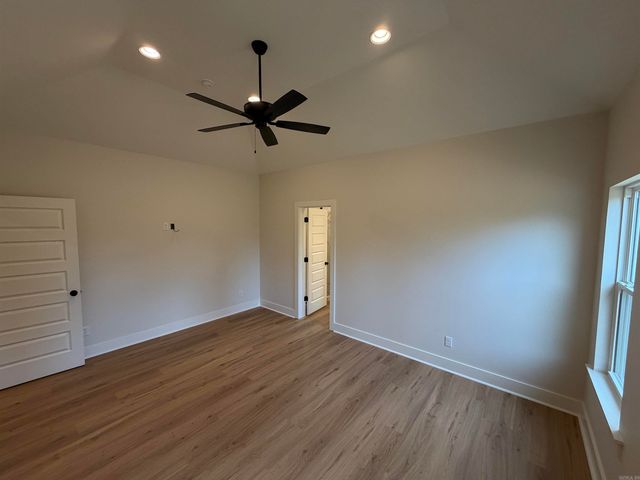 1 Woodhaven Ct., Jacksonville, AR 72076