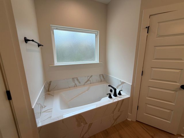 1 Woodhaven Ct., Jacksonville, AR 72076