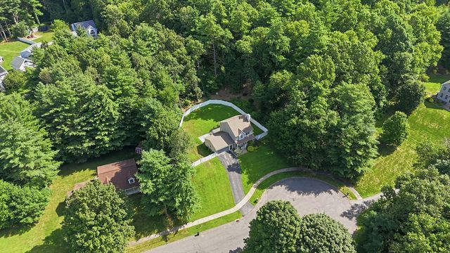 27 Judy Ln, East Longmeadow, MA 01028